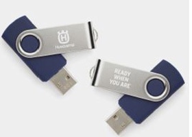 USB Memory RWYA, 8 GB - Husqvarna w grupie Produkty do pielęgnacji ogrodów oraz do gospodarki leśnej marki / Husqvarna Wyposażenie i odzież ochronna / Odzież robocza / Akcesoria w GPLSHOP (5822977-01)