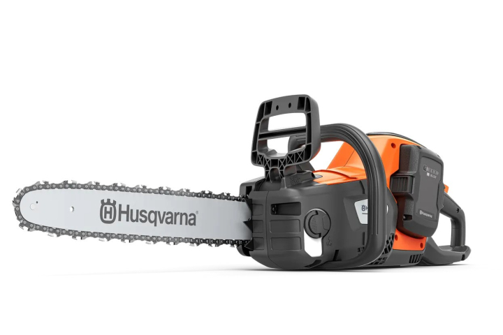 Husqvarna 242i pilarka akumulatorowa z akumulatorem i ładowarką w grupie Produkty do pielęgnacji ogrodów oraz do gospodarki leśnej marki / Husqvarna Pilarki / Akumulator pilarka w GPLSHOP (9708384-07)