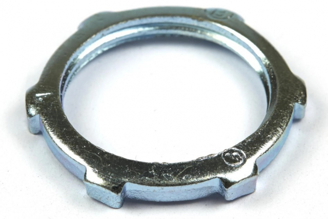 Nakrętka zabezpieczająca-Dym z rury wydechowej