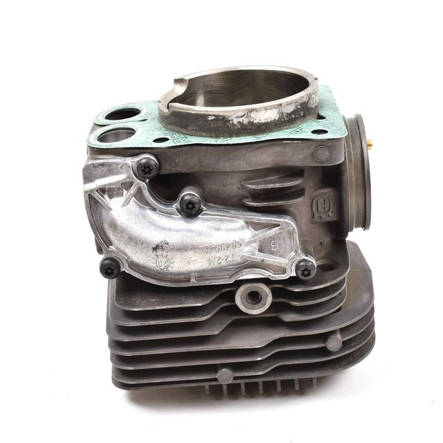 Zespół cylindra z tłokiem