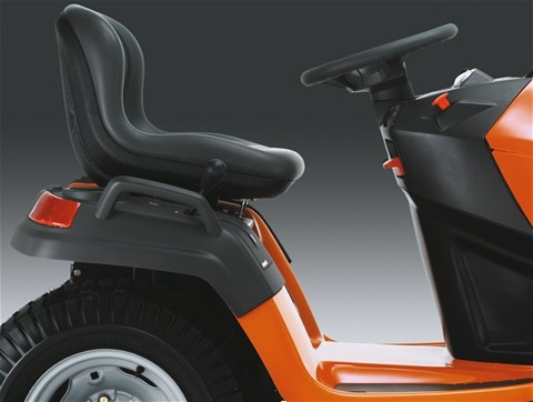 Husqvarna TC 138 Traktor ogrodowy