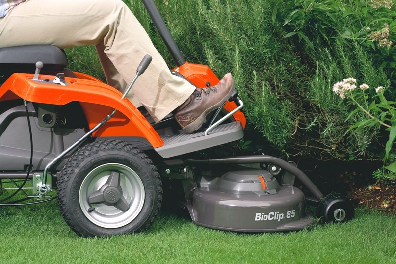 Husqvarna® Rider 112C