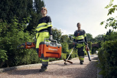 Husqvarna C1000X4 Ładowarka wielostanowiskowa Husqvarna C1000X4 Ładowarka wielostanowiskowa