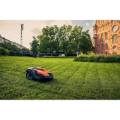 Husqvarna Automower® 520 EPOS™ Husqvarna Automower® 520 EPOS™