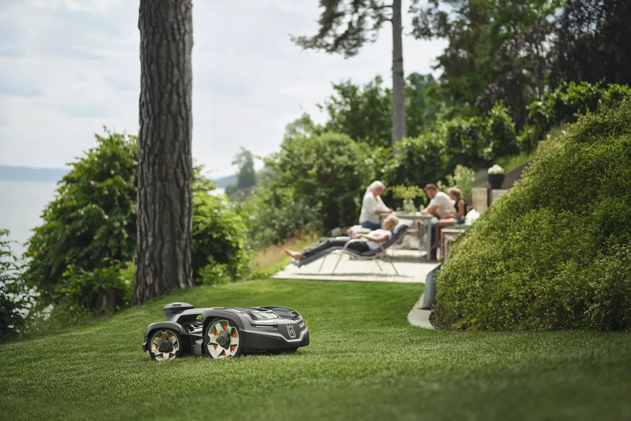 Husqvarna Automower® 435X AWD Nera Kosiarka Automatyczna