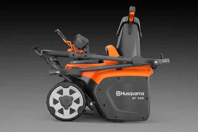 Husqvarna ST 143i Odśnieżarka