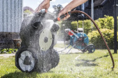 Husqvarna Automower® 305E Nera Kosiarka Automatyczna Husqvarna Automower® 305E Nera Kosiarka Automatyczna